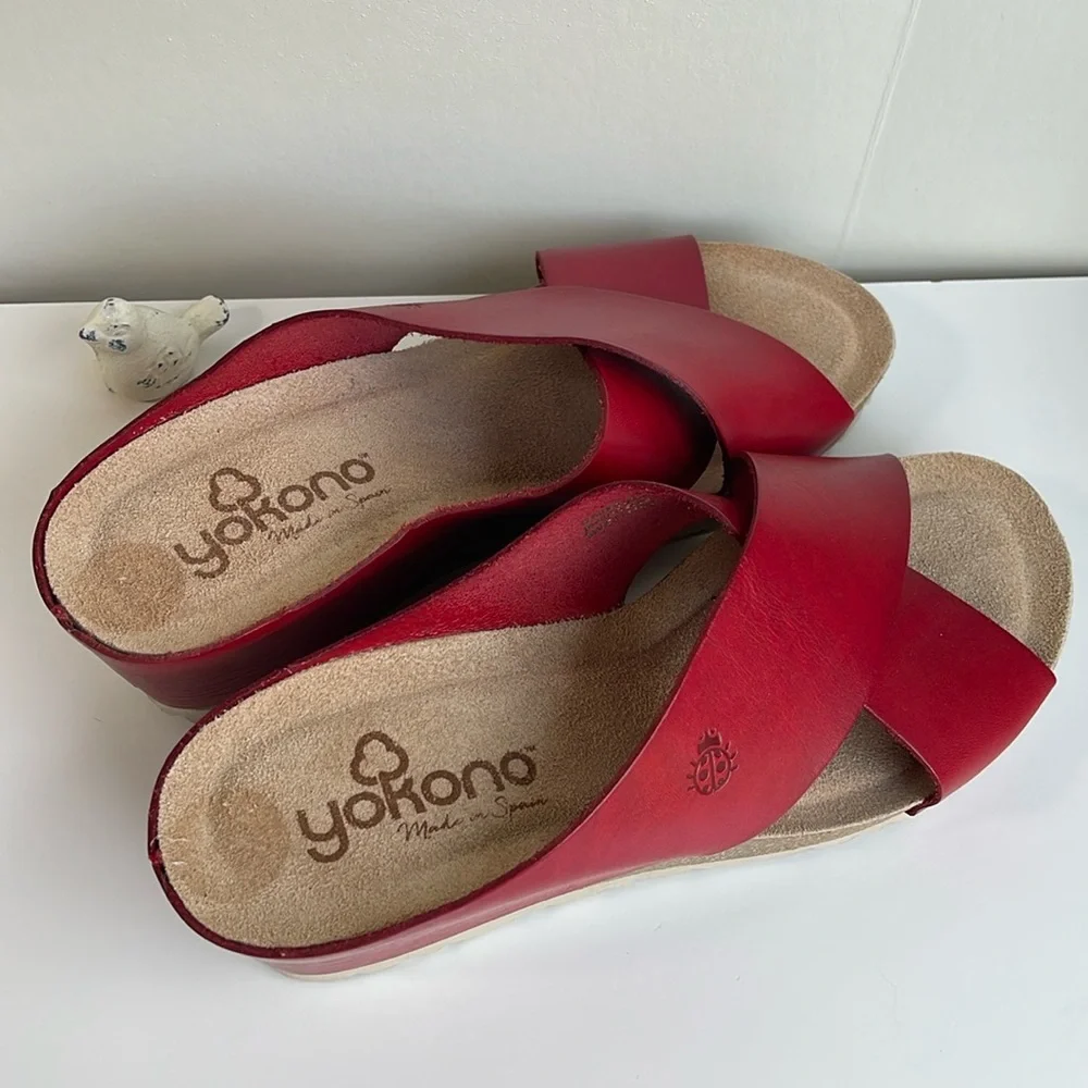 Yokono Mora Red Leather Sandals Size 7.5 🆕